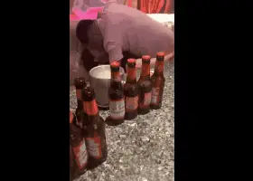 룸에서 떡치고 행복한 중남